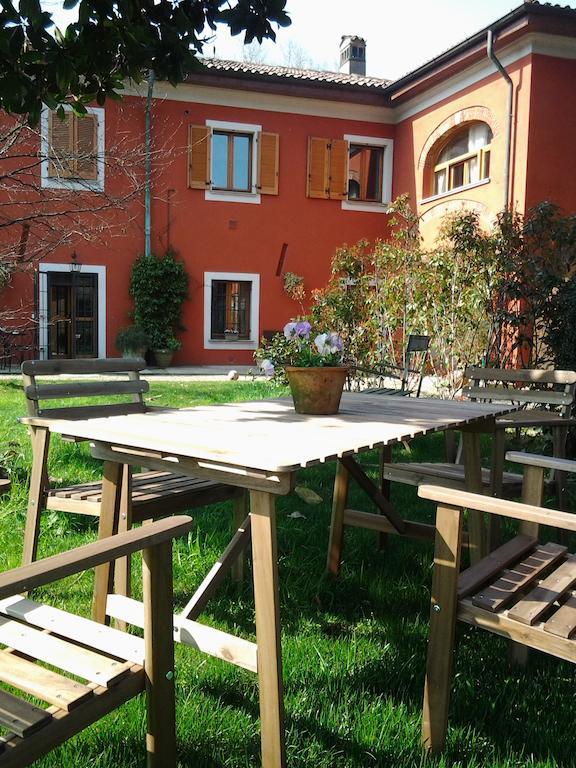 Il Pettirosso B&B Certosa di Pavia Exterior photo